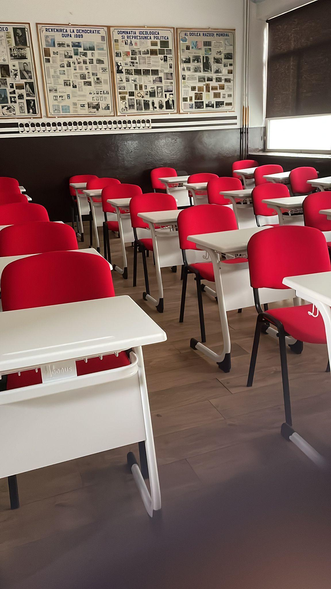 A Patra Clasă Renovată A Patra Clasă Renovată